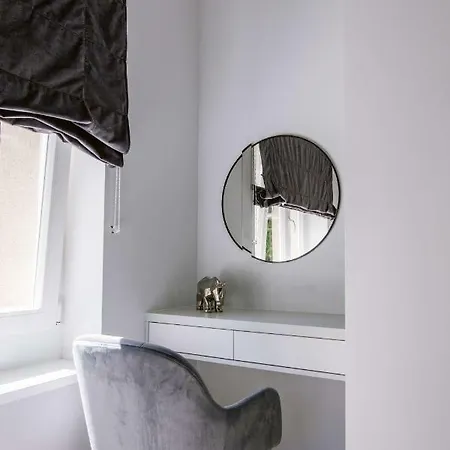 아파트 Rent Mariana Mokwy 20/3 Apartament 1 소포트