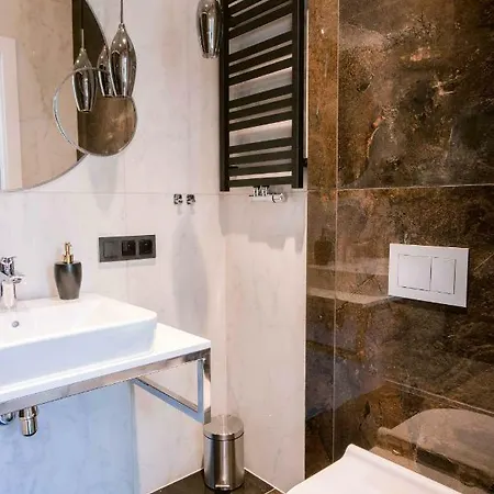 아파트 Rent Mariana Mokwy 20/3 Apartament 1 소포트