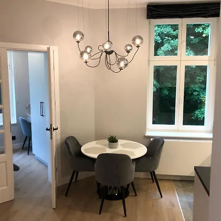 Rent Mariana Mokwy 20/3 Apartament 1 * 소포트
