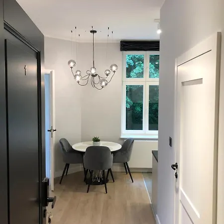 Rent Mariana Mokwy 20/3 Apartament 1 아파트 소포트
